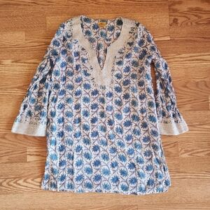GUC Roberta Roller Rabbit Floral Blue and White Women's Top, Size M
